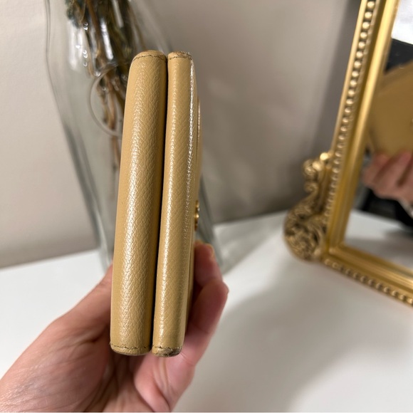 Chanel Beige Caviar Leather CC Logo Trifold Wallet - Picture 11 of 12